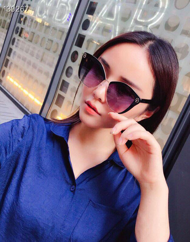 DIOR-迪奧 官網同步 時尚太陽鏡 減輕強光負擔 遮擋有害光線防輻射 高端大氣  lly1744